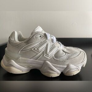New Balance 9060 Grey Grey uskids 12